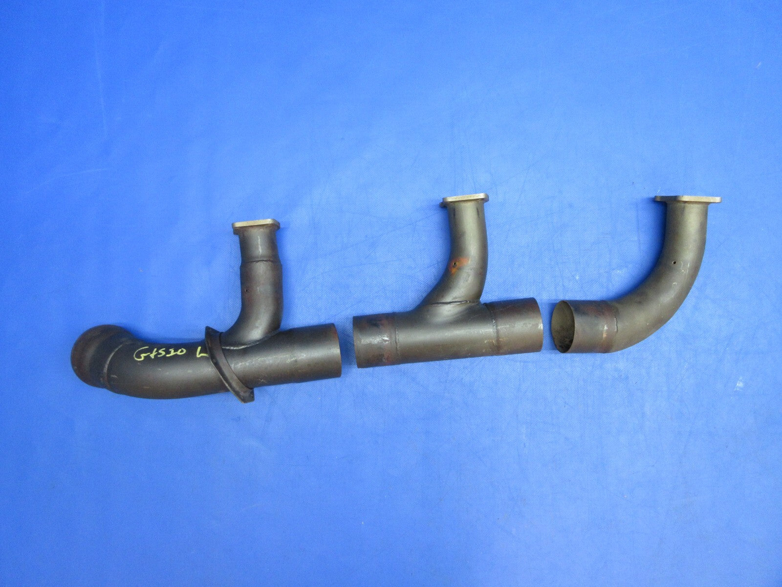 Cessna 421C RH Exhaust w/ Probe Holes P/N 5155166-8 (1023-962)1