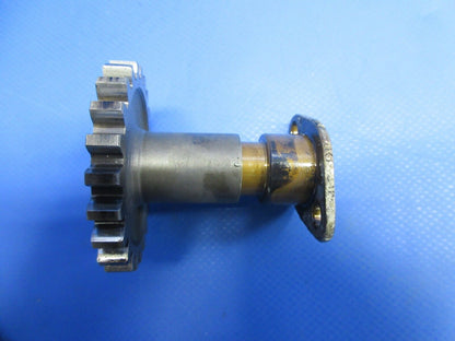Continental E-225 Accessory Drive Idler Gear & Shaft P/N 352014 (0824-892)