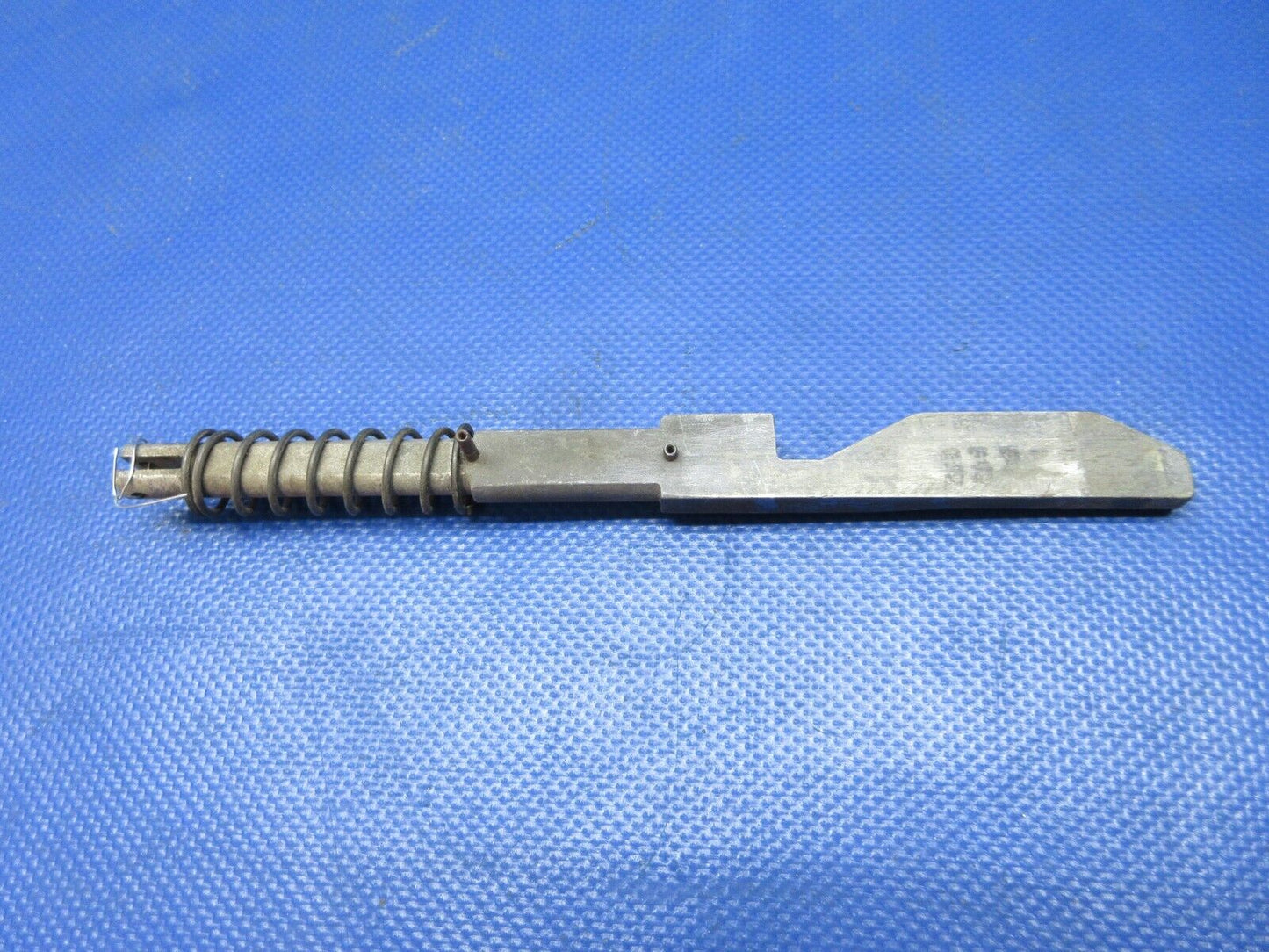Cessna 172 Bolt RH Door Latch P/N 0511260-4 (0724-1850)