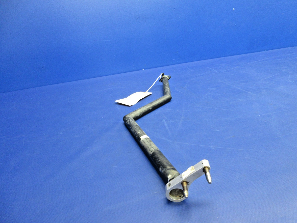 Diamond DA-40 RH Flap Torsion Tube P/N DA4-2753-26-00 (0926-825)3