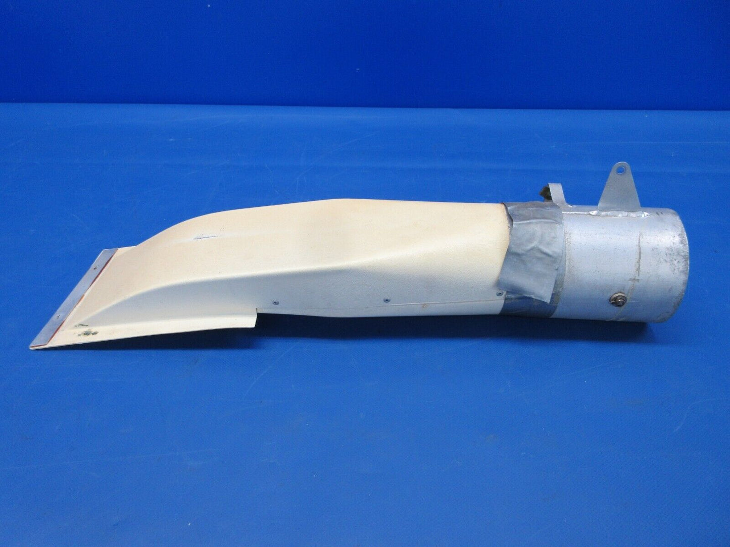 Piper PA-34-200T Seneca II Aft Duct Flapper Valve Assy P/N 69992-02 (0524-2065)