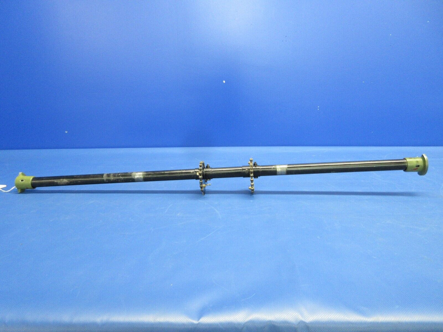 Piper PA-34-200T Seneca II Flap Torque Tube Assy P/N 68451-02 (0524-2062)