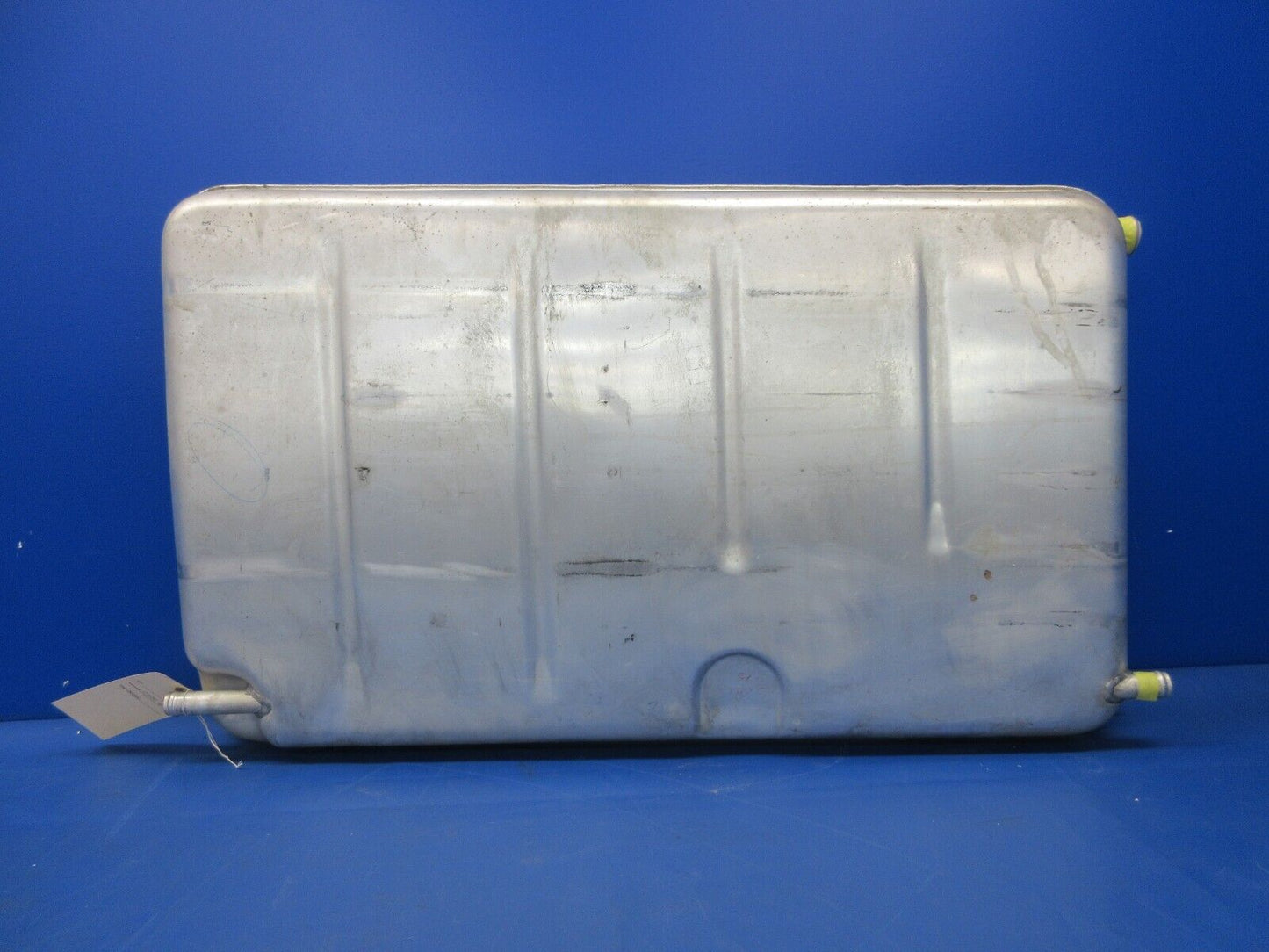 Cessna 337 / P337H Middle Main Fuel Tank Assy LH P/N 1516131-29 (0724-2039)