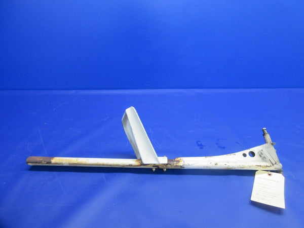 Cessna 310 / 310R Retractable Cabin Step & Bar P/N 0811946-25 (1124-2065)