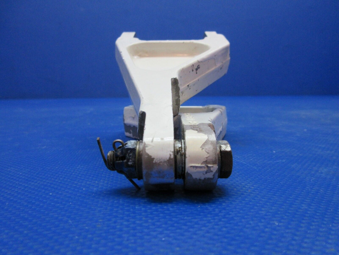 Piper PA-23-250 Aztec Main Gear Torque Link Assy P/N 31805-06 (0824-1320)
