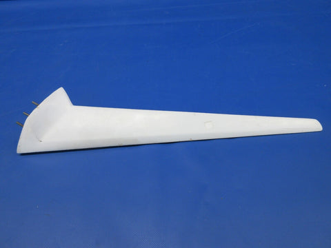 Beech 95 / D95A Travel Air Narco VHF Broad Band Antenna P/N VP-10 (0524-1156)