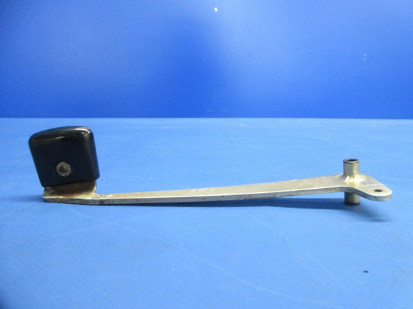 Piper PA-28-161 Warrior Cabin Door Interior Handle with Knob 79515-13 (0824-971)