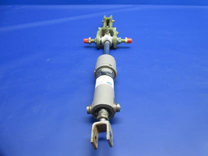 Bell 47J-2 Helicopter Power Cylinder & Bellcrank 47-724-104-12 CORE (1124-947)5