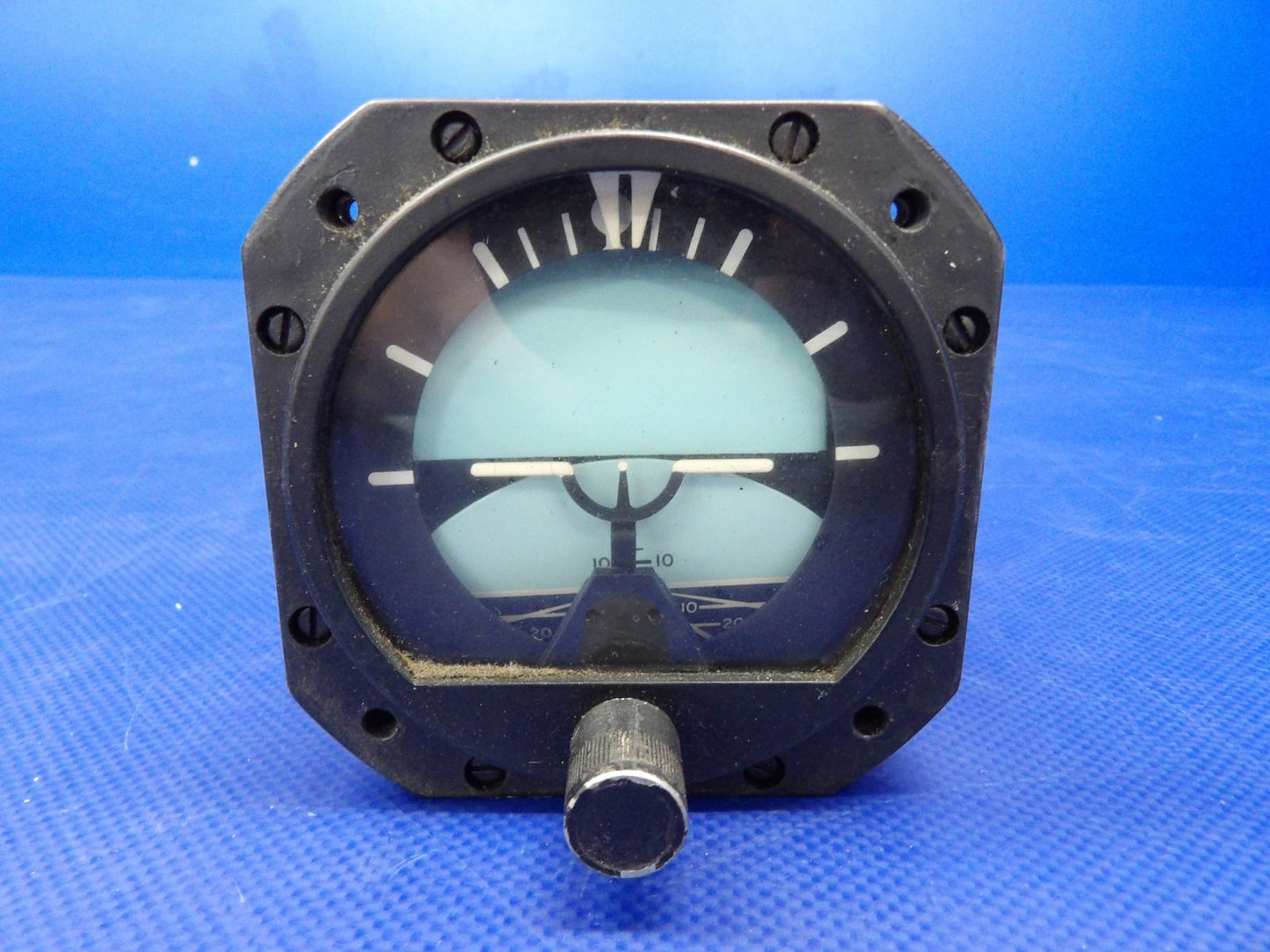 Edo-Aire 5000E-9 Mitchell Attitude Indicator P/N 52D67 WARRANTY (0726-2069)0