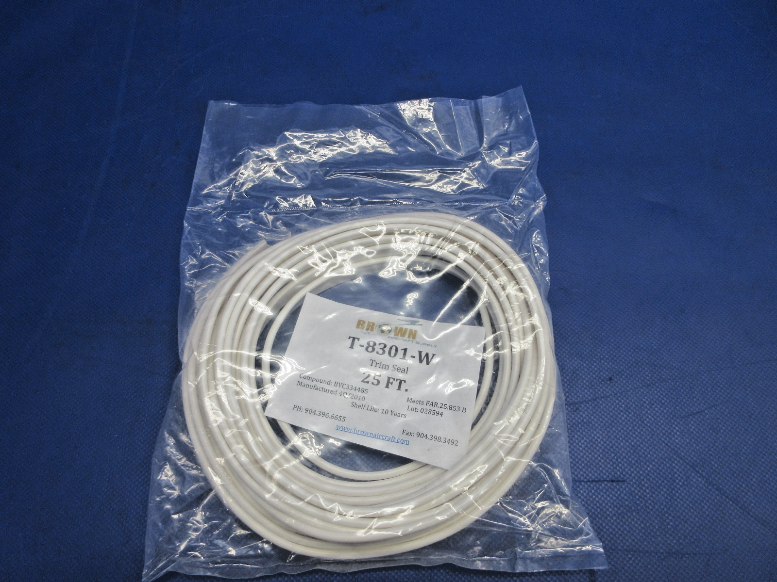 Brown Aircraft Supply White Trim Seal P/N T-8301-W LOT OF 4 NOS (0426-761)6
