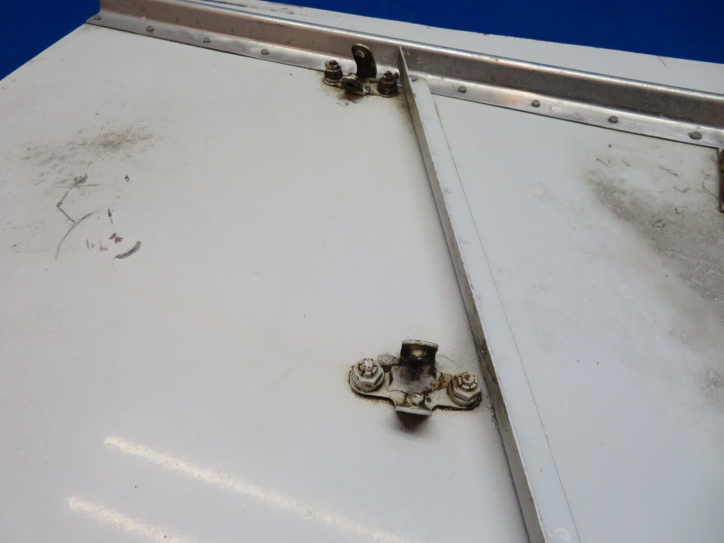 Mooney M20 / M20E RH Main Gear Door Assy P/N 8590-2 SSBY 550003-2 (0424-213)