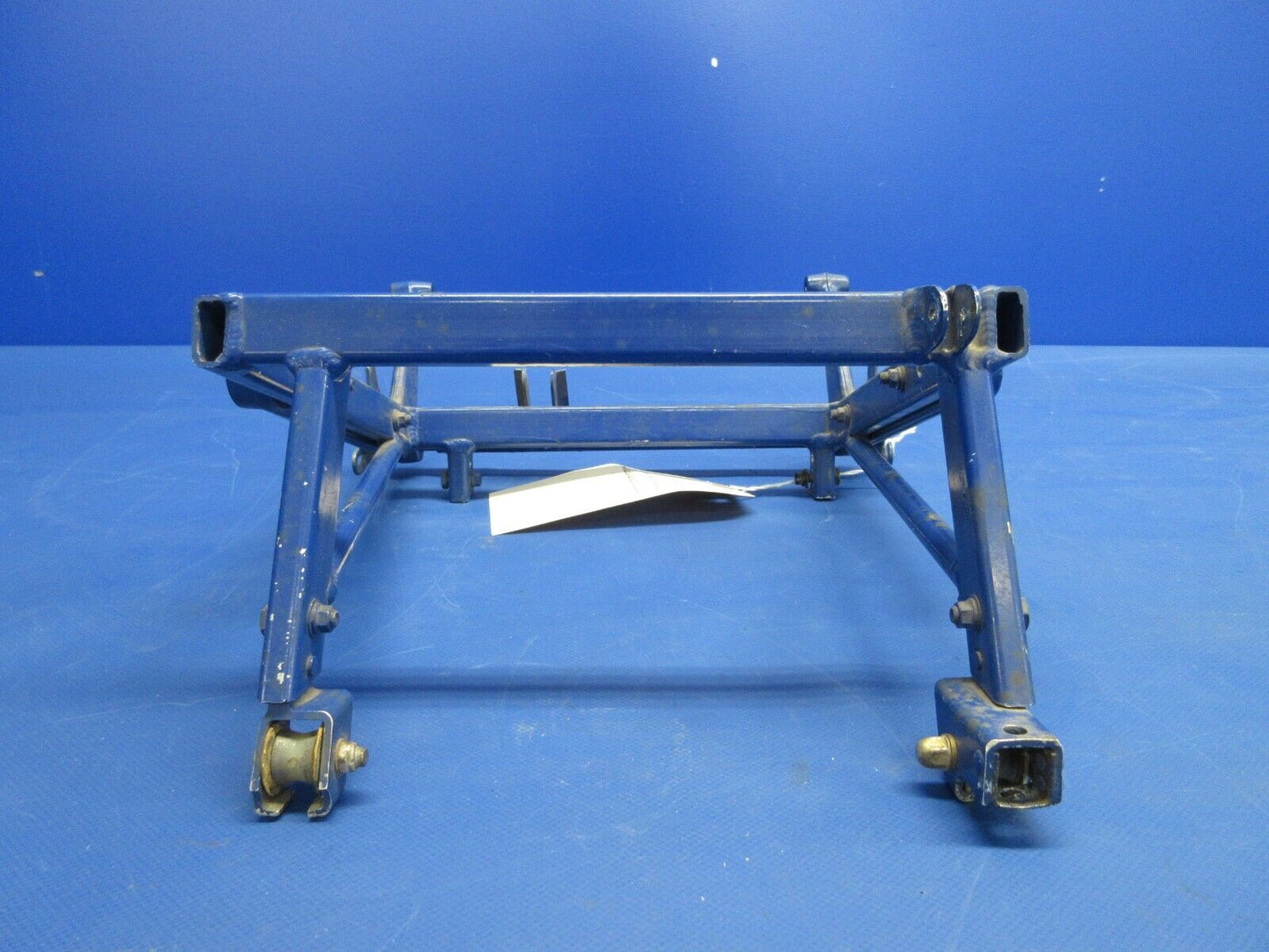 Cessna 210 Seat Bottom Base Assy RH P/N 1214036-4 PARTS (0624-2095)