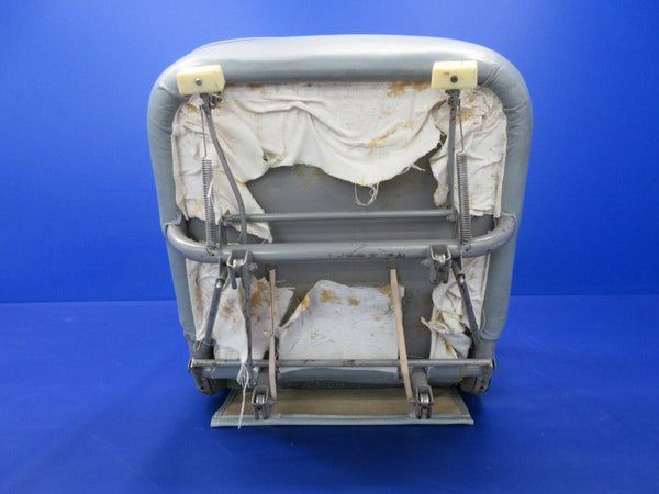 Cessna 310 / 310R LH Center Seat P/N 0812874-10 (1124-1436)