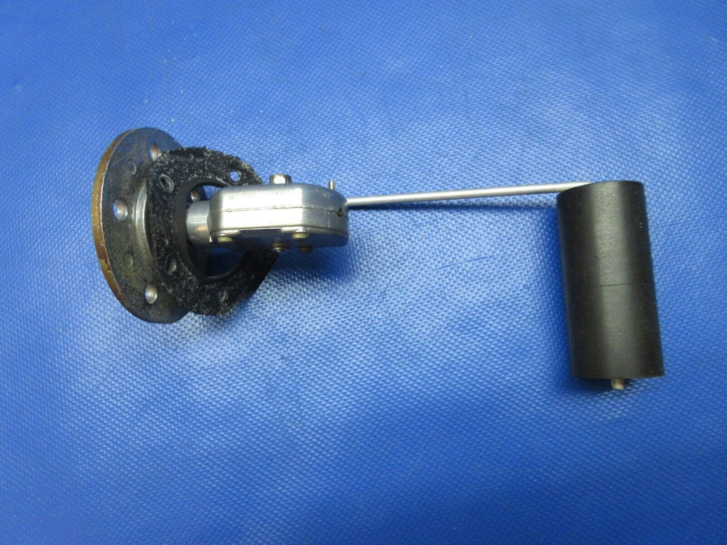 Piper PA-34-200T Seneca II Fuel Sender LH OTBD P/N PS10013-6 TESTED (0524-1541)