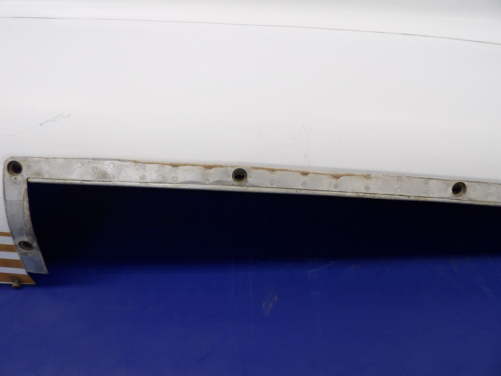 Cessna 421 Upper Left Hand Engine Cowl P/N 5121002-201 (0726-1243)4
