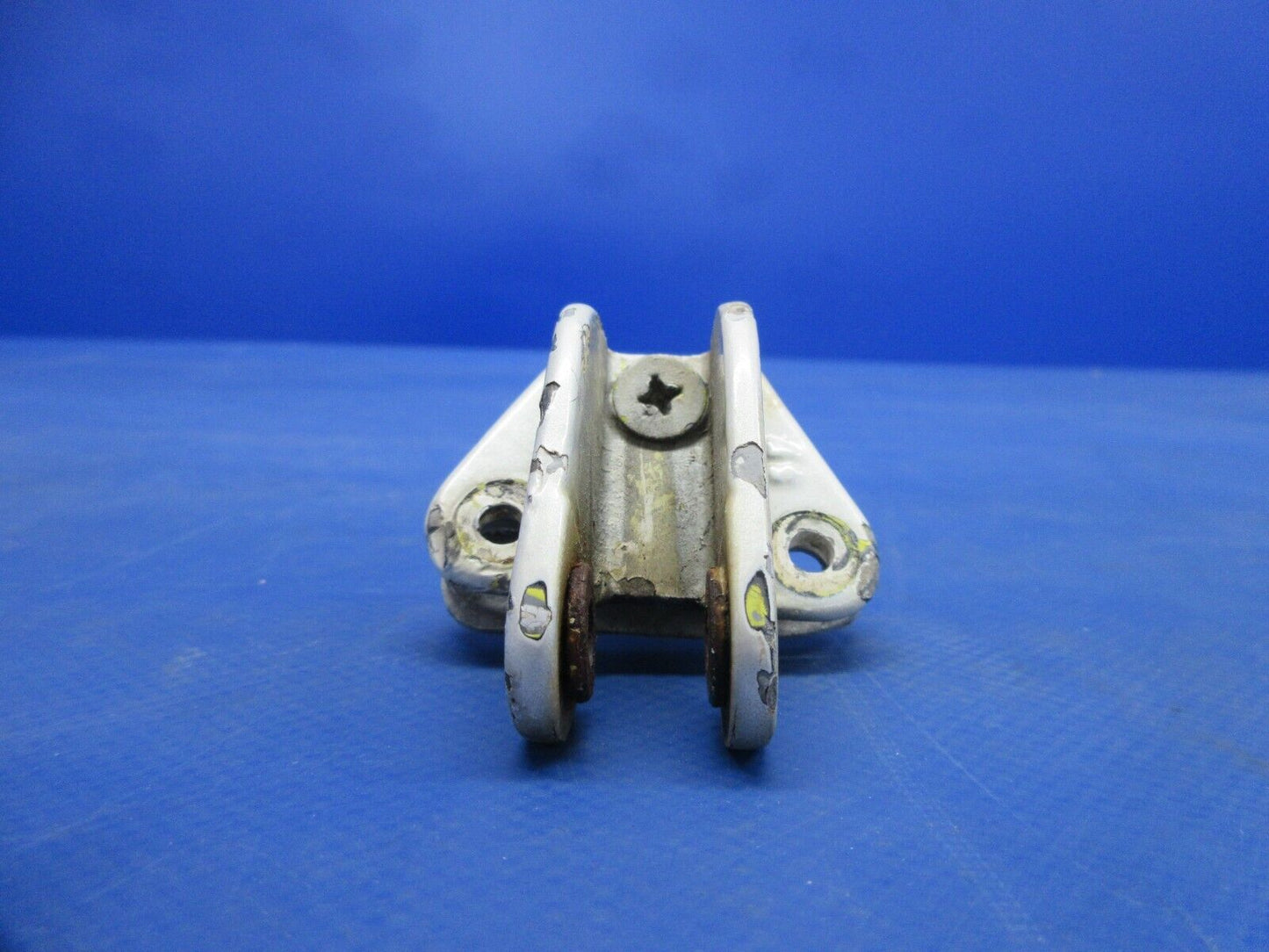 Bell 47J-2 Helicopter Cabin Door Hinge Lower Half LH P/N 47-364-028 (1124-876)