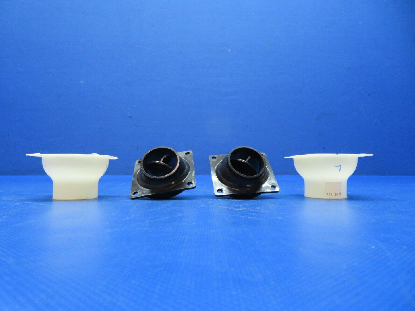 Arion LS-1 Cockpit Vent Assy w/ Hose Adapter P/N 05-04073 LOT OF 2 (0424-117)