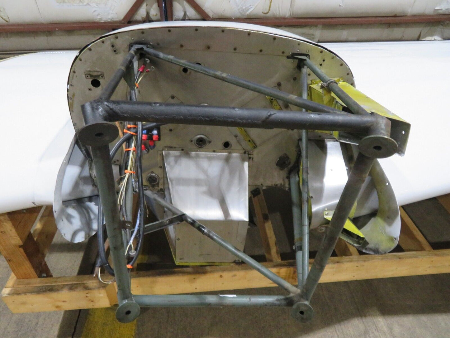 1960 Piper PA-23-250 Aztec LH Wing P/N 16170-00 (0324-94)