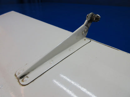 Beech 95-B55 Baron RH Elevator Trim Tab P/N 45-610005-123 (1124-1383)6