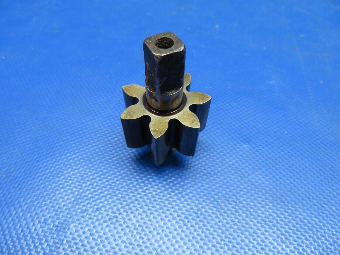 Continental GO-300-A Oil Pump Drive Gears P/N 626088, 626087 (0824-872)