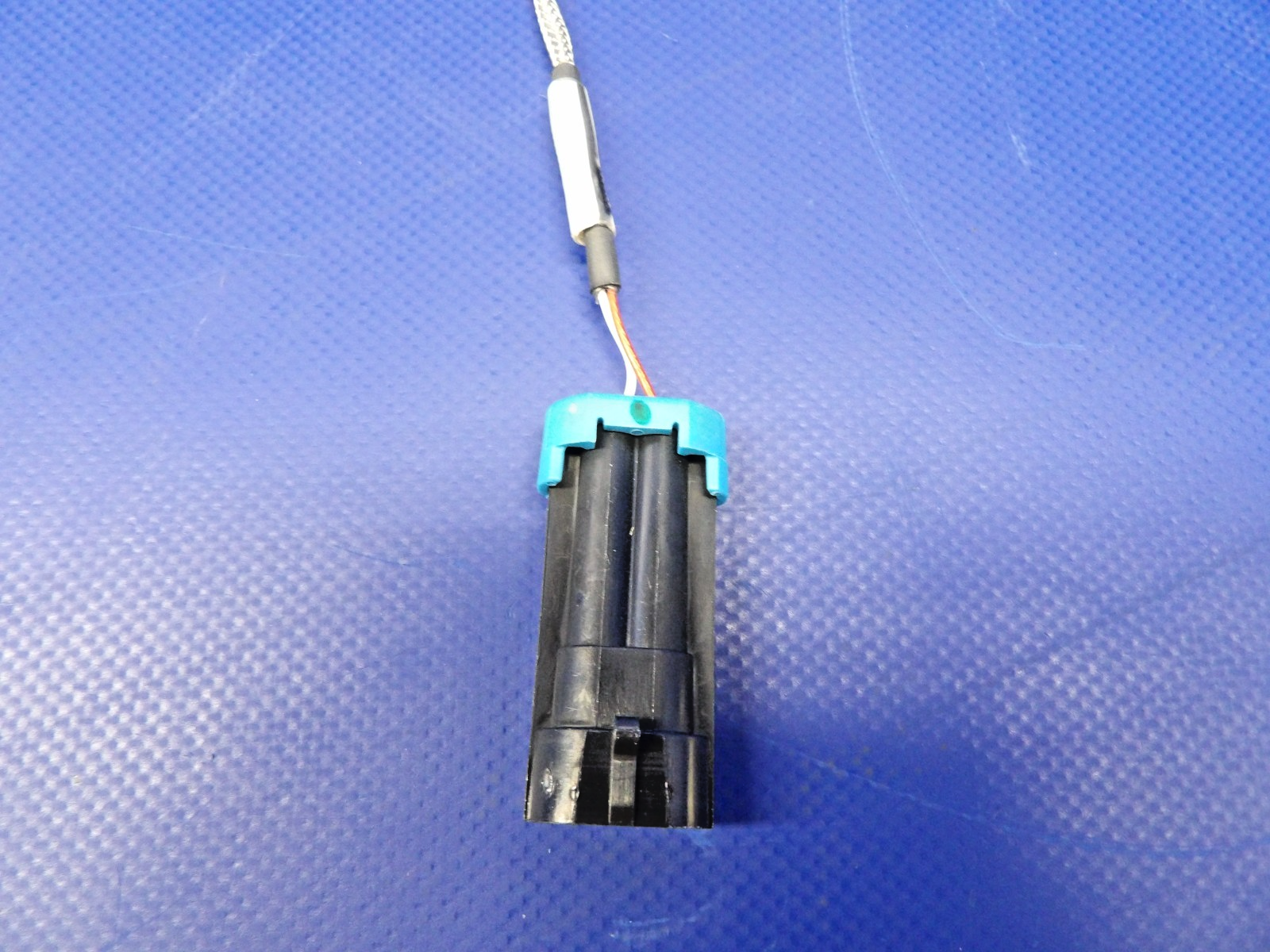 Cirrus SR20 Oil Temperature Sensor P/N 26920-001 NOS (0426-1355)5