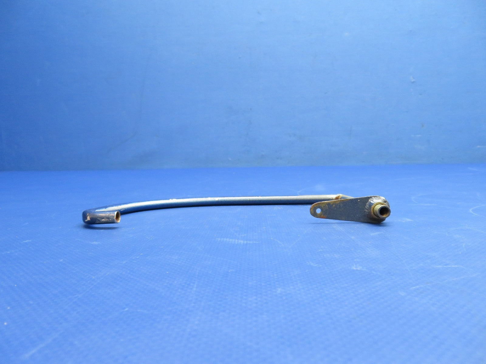 Cessna 337 / 337D Handle Seat Recline w/ Bellcrank 1514223-18, -24 (0226-1735)2
