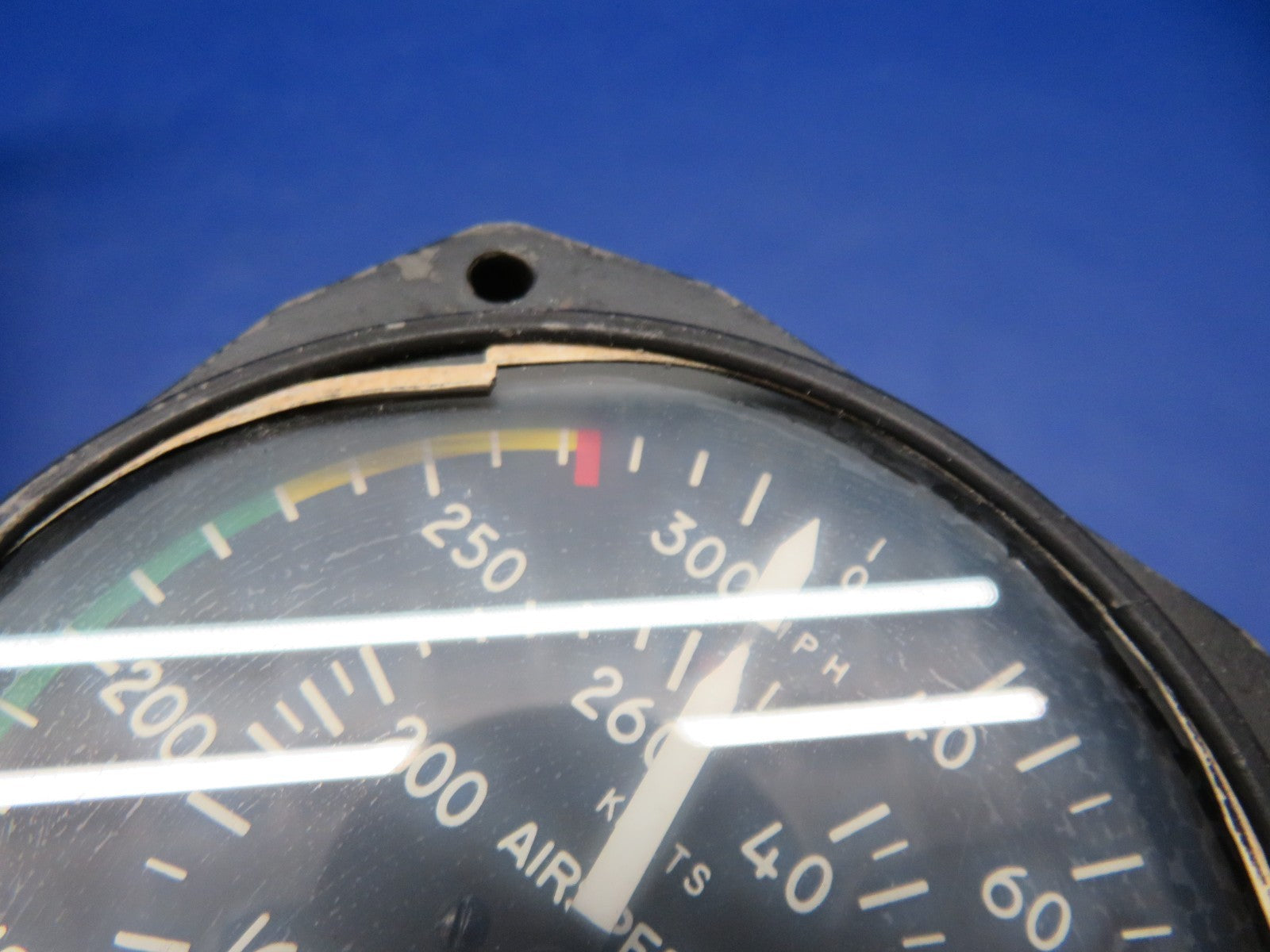 Cessna 421 Airspeed Indicator P/N CM3301-5, 402-5 CORE (0326-207)10