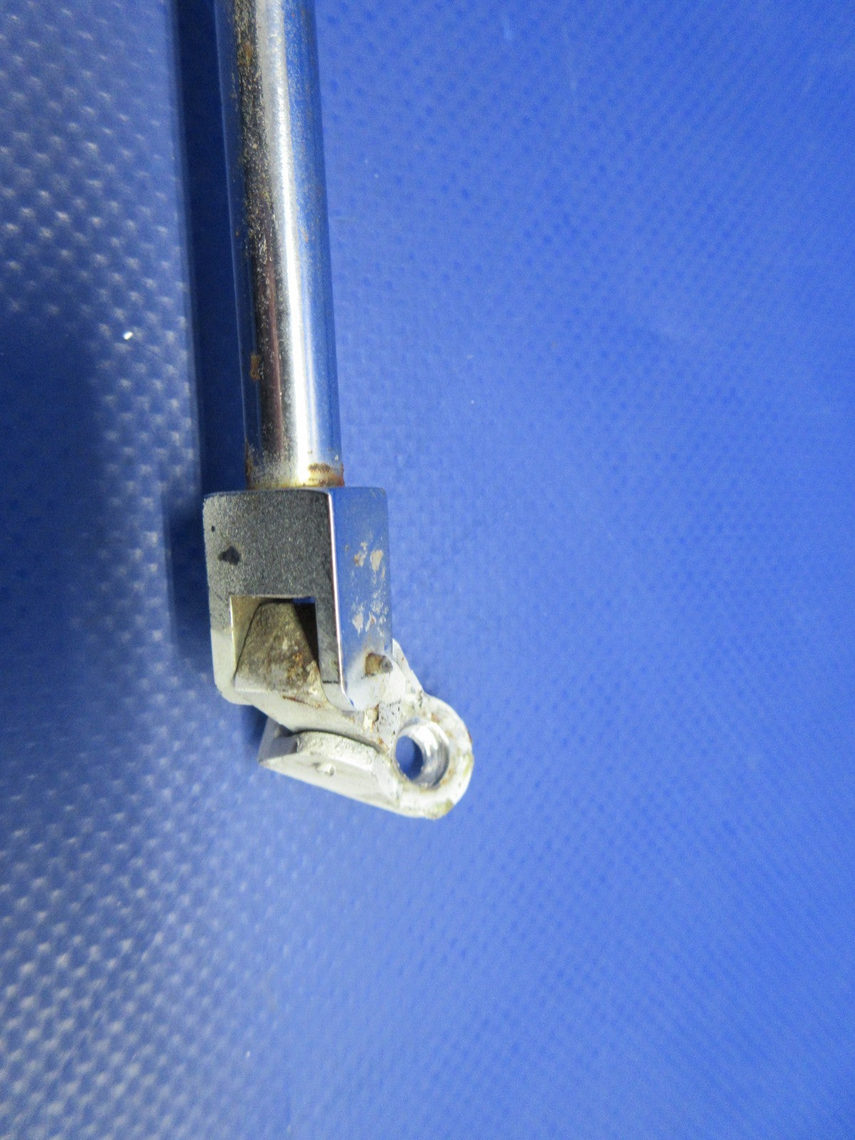 Cessna 310 / 310I Foul Weather Window Telescopic Holder P/N 0811735-1 (0326-877)5