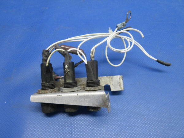 Cessna 337 Clock & Courtesy Light Fuses Holder Support P/N 1553109-3 (0724-794)