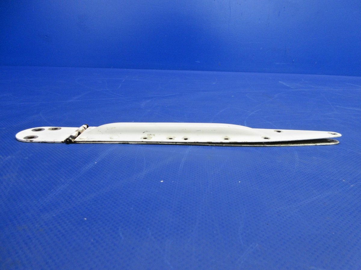 Cessna 172 / 172RG LH Cabin Door Upper Hinge P/N 0511280-1 (0926-877)7