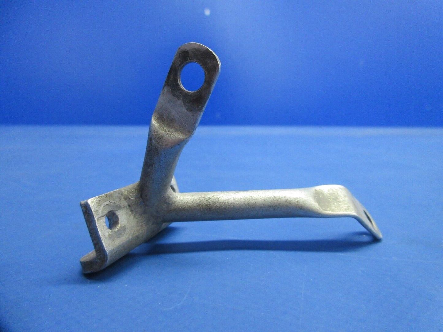 Piper PA-32RT-300T Lance II Propeller Pitch Control Bracket 69546-00 (0924-836)