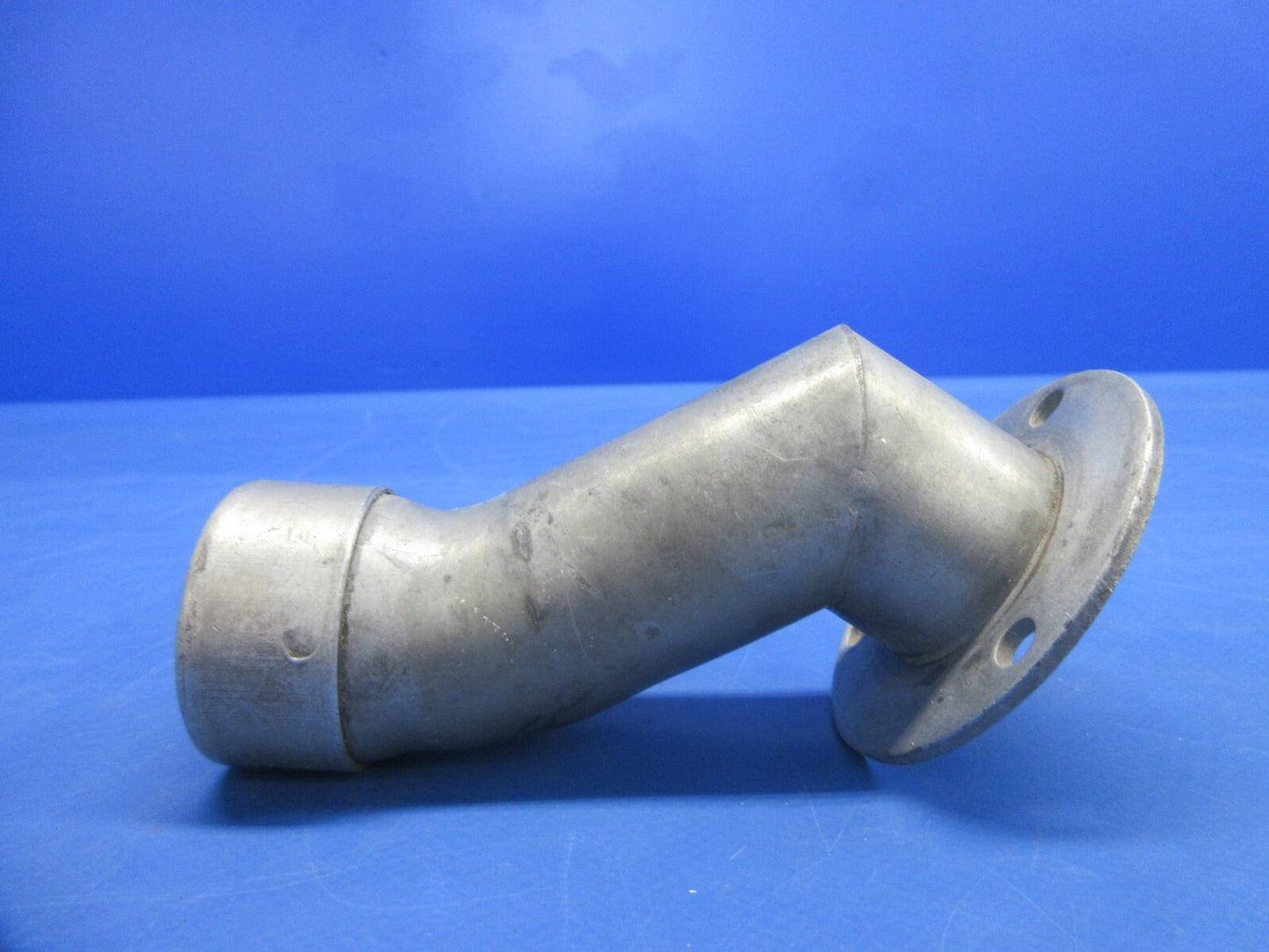 Continental Oil Filler Neck P/N 634007 (1124-747)3