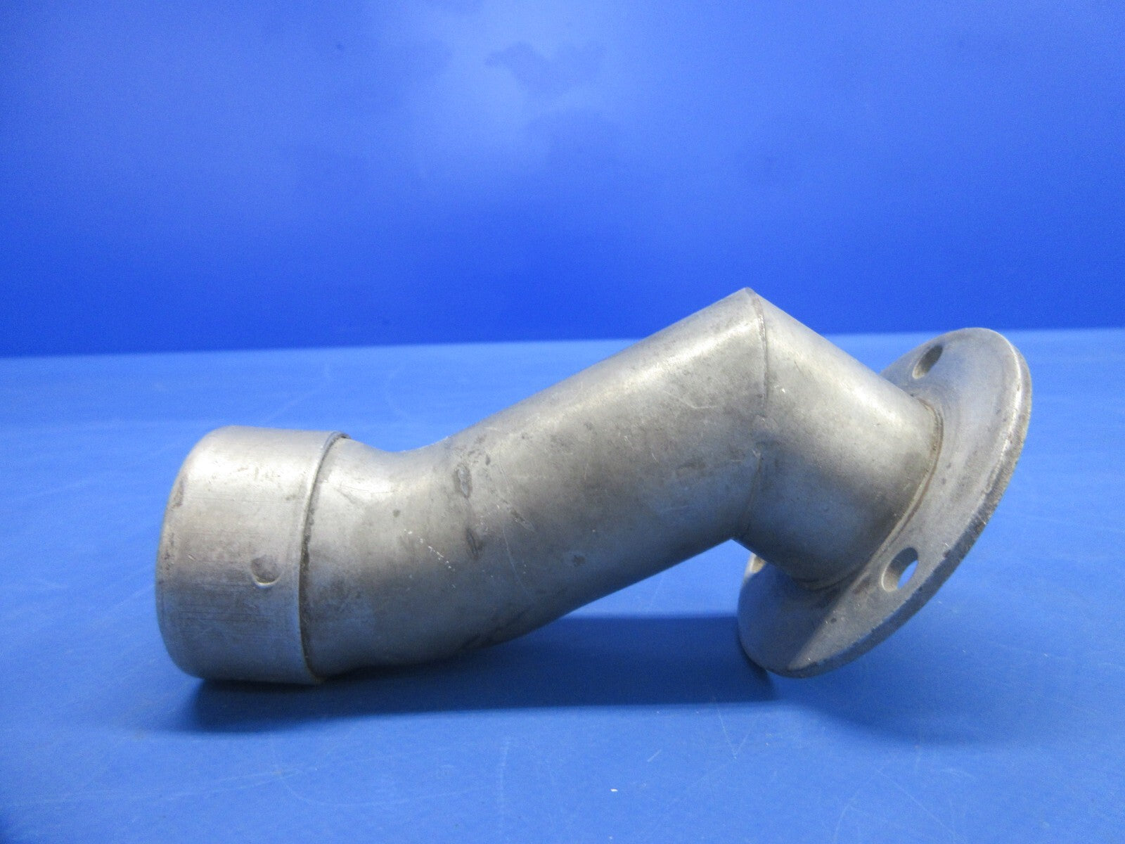 Continental Oil Filler Neck P/N 634007 (1124-747)3