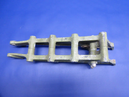 Bell 47J-2 Helicopter Power Cylinder Support P/N 47-725-857-10 (1124-948)