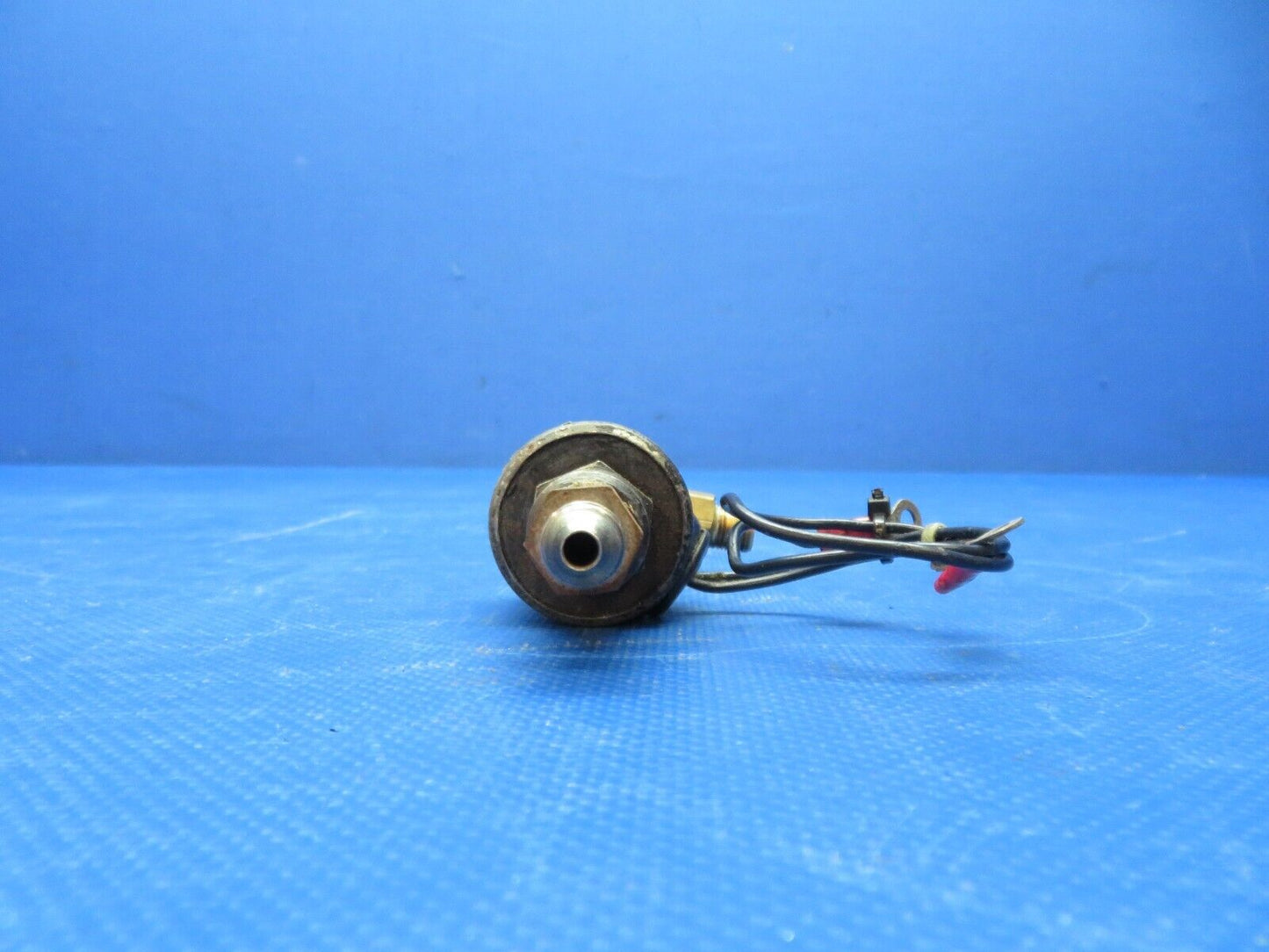 Cessna 337 / P337H Skymaster Lake Solenoid Valve 24v P/N 44008 TESTED (0824-199)