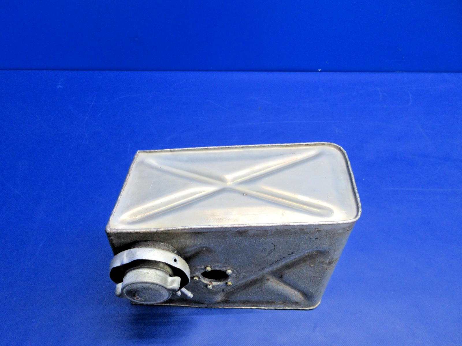 Beech 95 / D95A Travel Air Anti-Ice Fluid Tank  P/N 95-960007-1 (0326-834)1