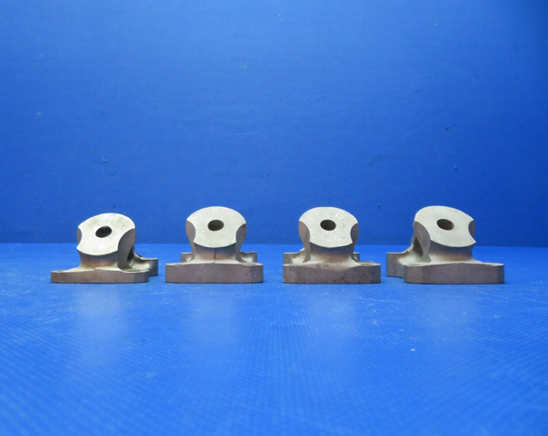 Continental 470 Series Engine Mount P/N 539914 LOT OF 4 (0524-107)