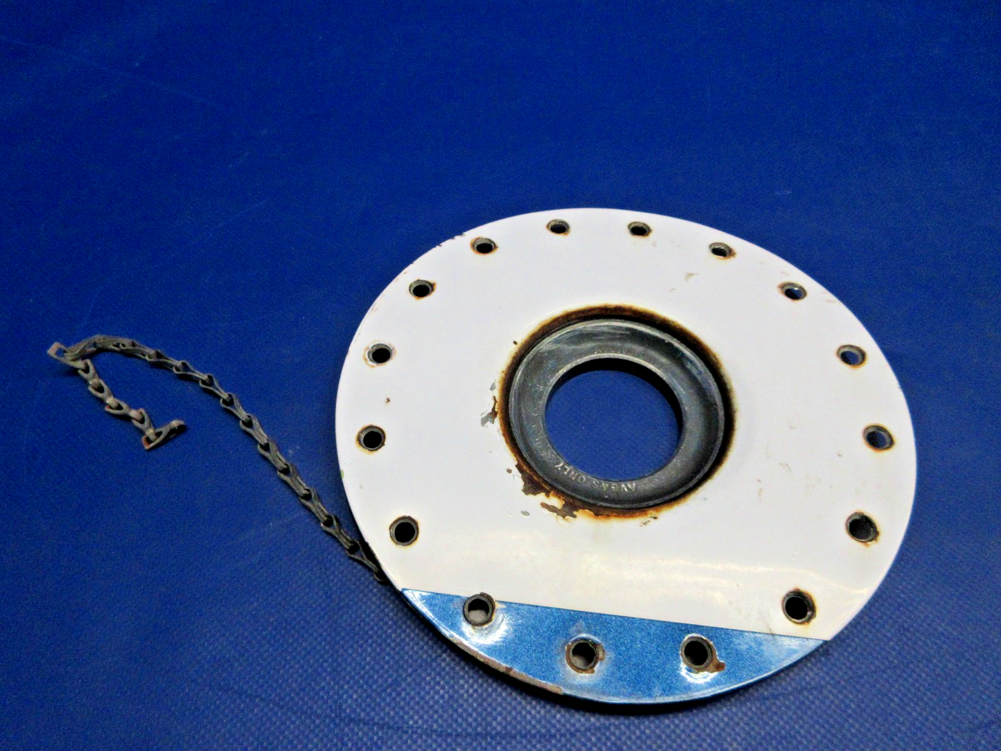Cessna 310 / 310I Wing Tip Fuel Tank Cap Adapter P/N 0823410-3 (0326-912)1