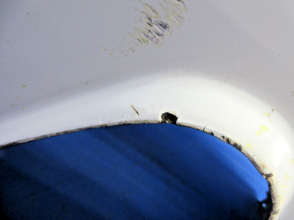 Damaged Piper PA-38-112 Tomahawk Lower Engine Cowl P/N 77677-02 (1124-816)3