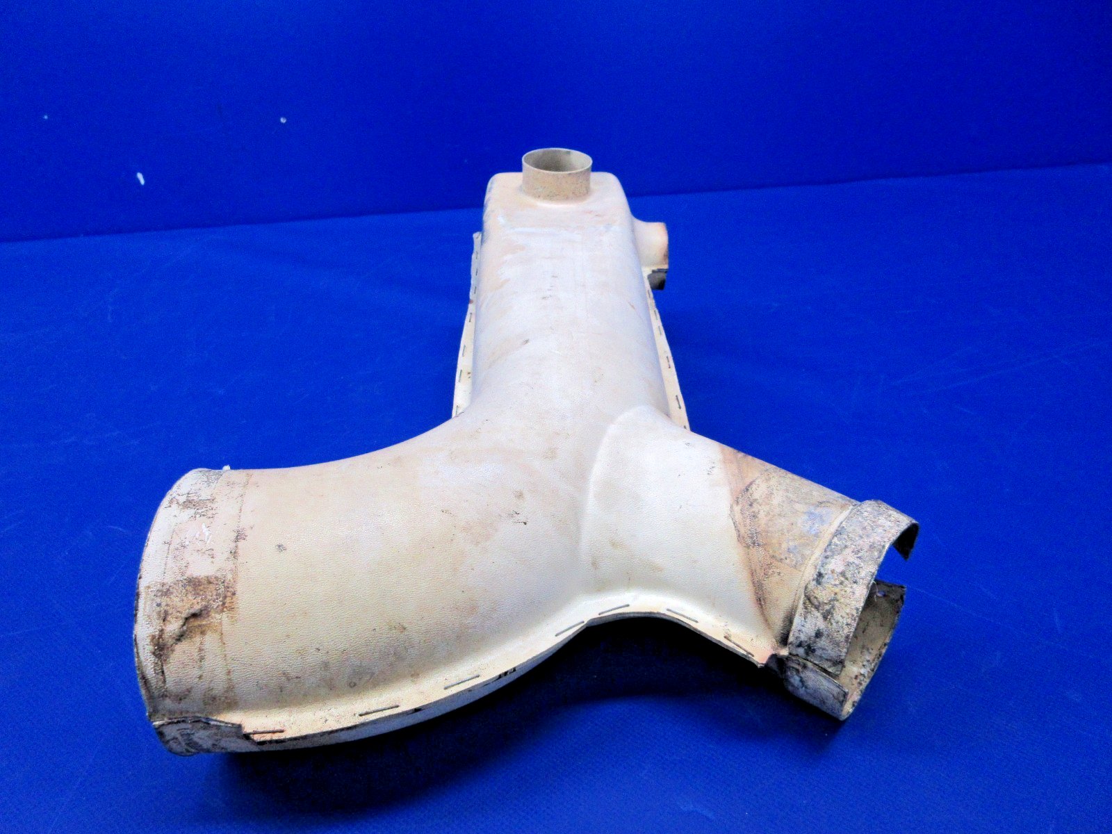 Beech 95 / D95A Travel Air Nose Heater Plenum P/N 95-554039-3 (0326-840)14