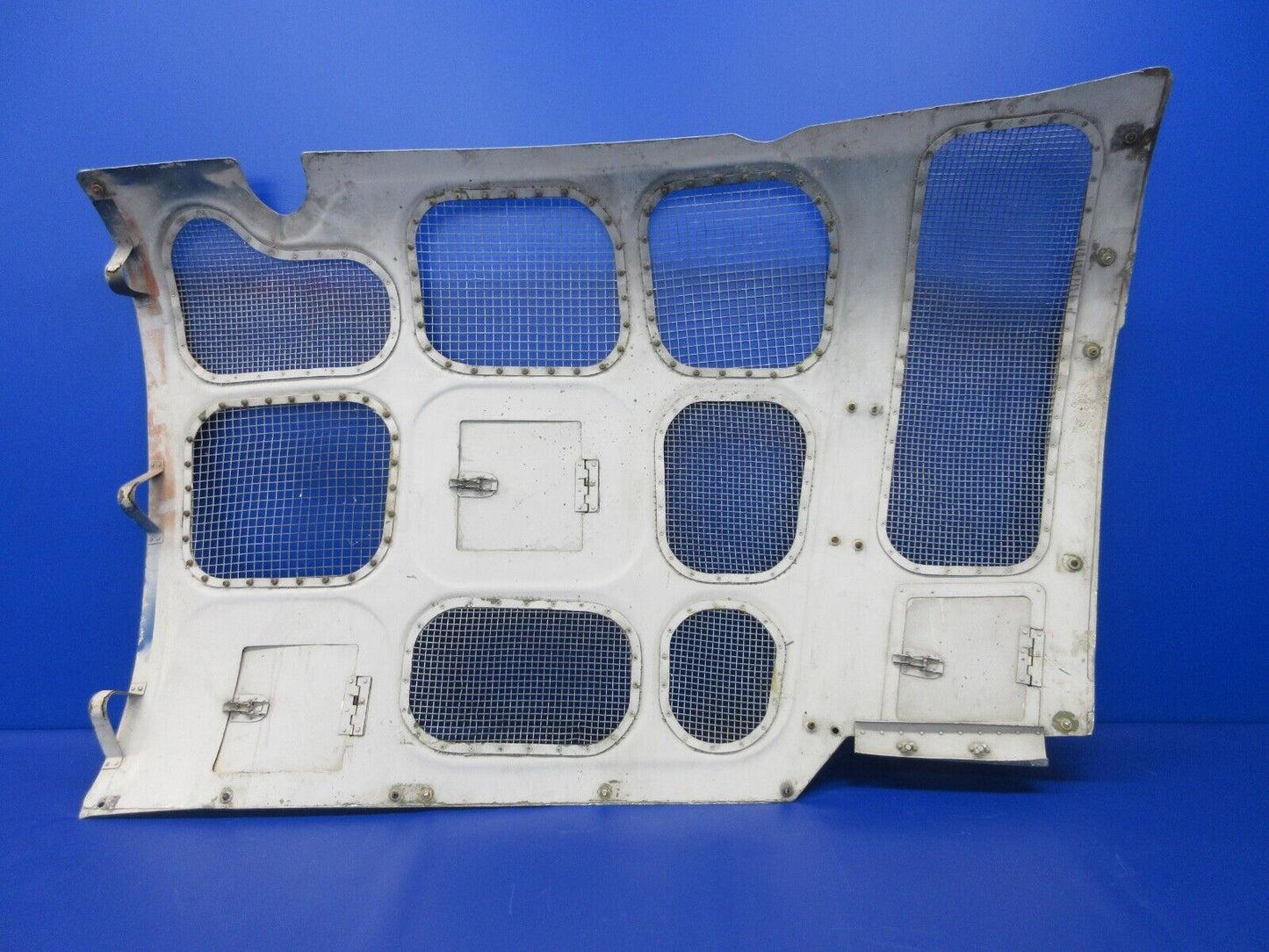 Bell 47J-2 Helicopter Fuselage Cowl RH P/N 47-340-207-231 (1124-1417)
