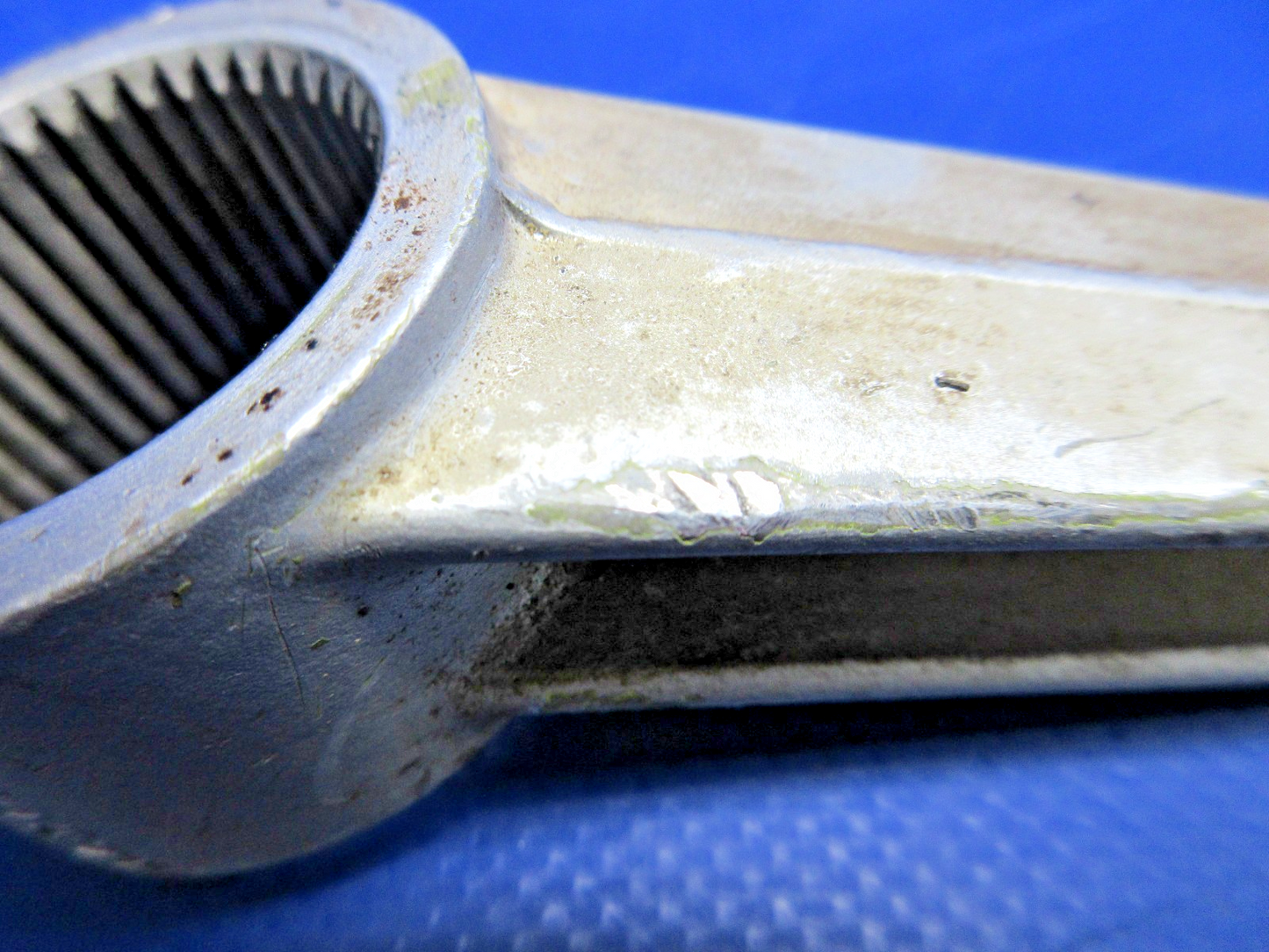 Beech F35 Bonanza Landing Gear Actuator Retract Arm P/N 35-825172-2 (0726-760)8