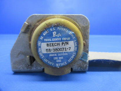 Damaged Pacific Scientific Inertia Reel Shoulder Harness 010749-09 (1124-784)5