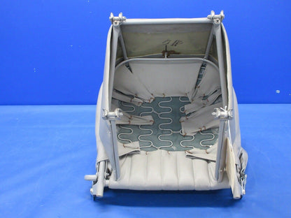 Piper PA-23-250 Aztec Center Seat Assy RH P/N 16481-03 (0624-1353)