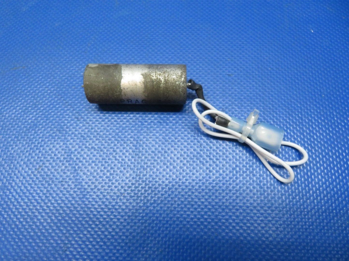 Beech 95 / D95A Spraque Capacitor 28v 121P60501R5V1 LOT OF 4 WARRANTY (0424-277)
