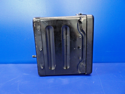 Cessna 172 / 172G Battery Box & Lid P/N 0513011-11 (0326-1269)2