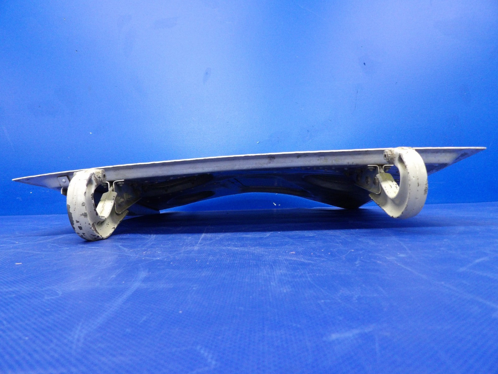 Cessna 421 LH INBD Wheel Well Door P/N 5027000-5 (0626-2064)5