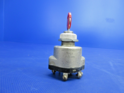 Rockwell Commander 112 Bendix Ignition Switch w/Key P/N 10-357210-1 (0926-845)2