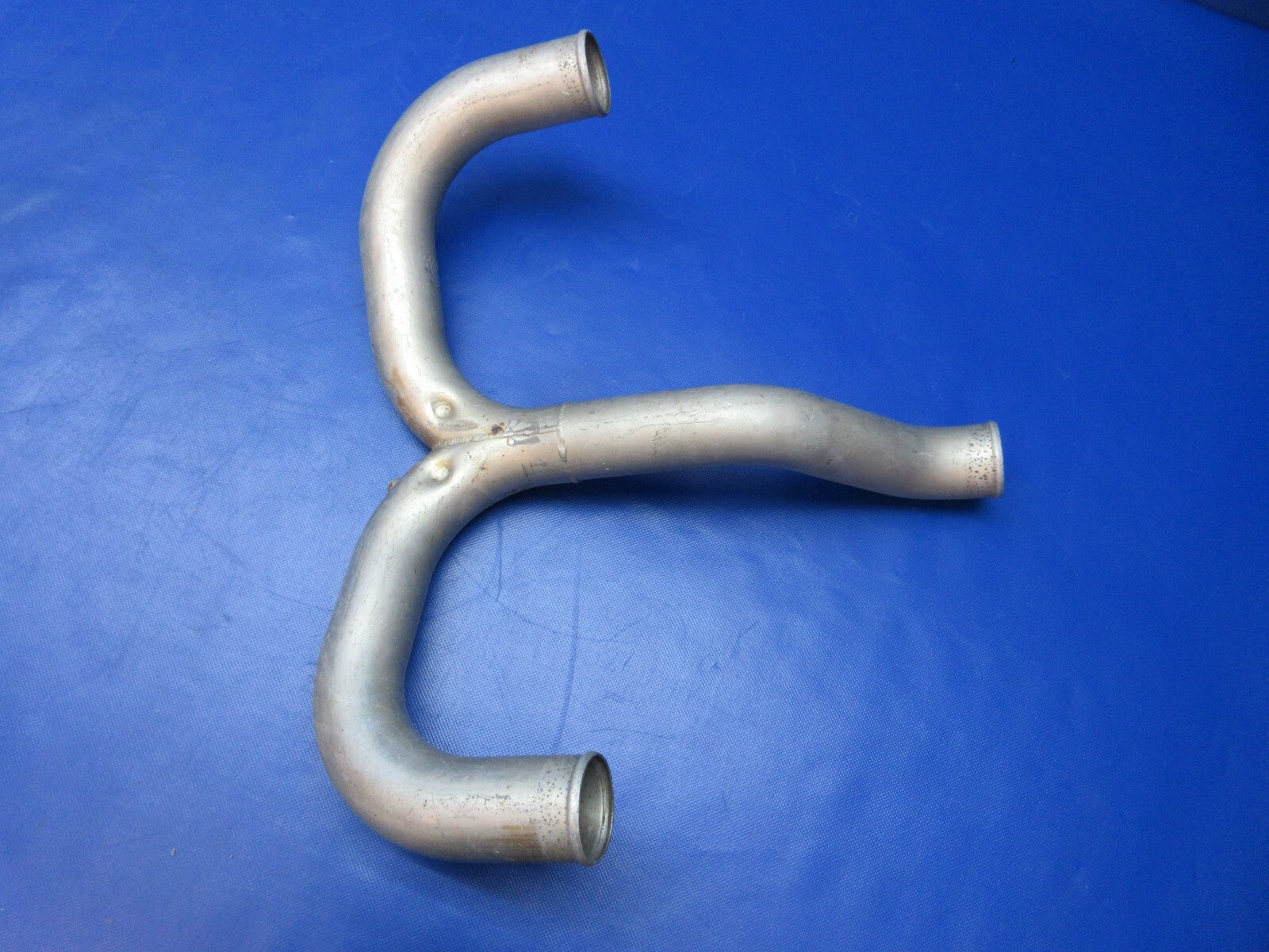 Continental Manifold Riser / Balance Tube P/N 628383 (0124-1496)1