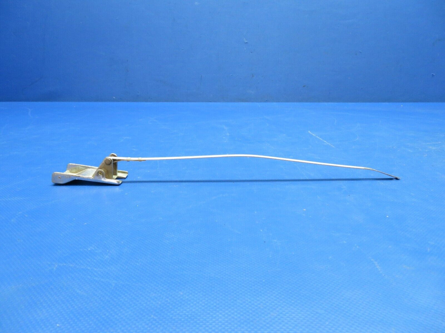 Cessna 150 / 152 Inside Cabin Door Handle P/N 0415018 (0824-1717)